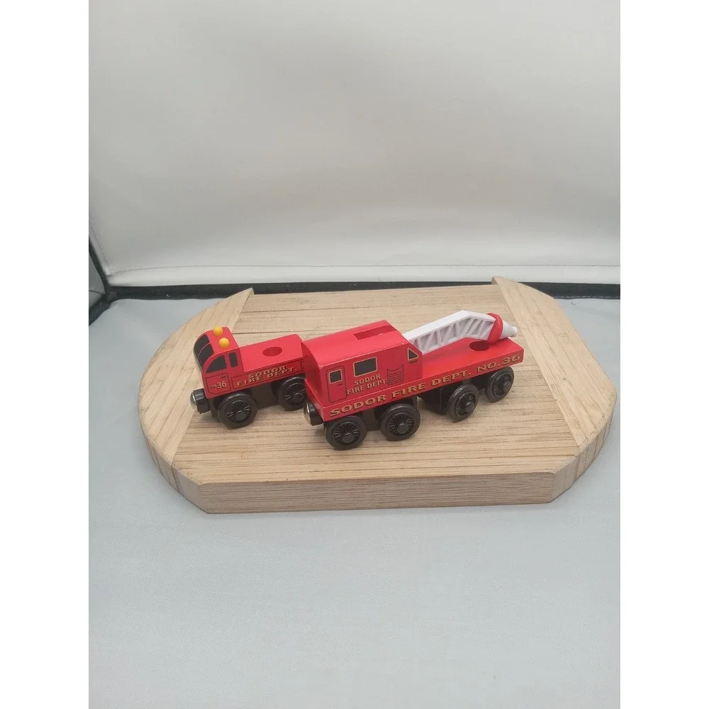 Thomas The Tank Engine  Friends Wooden Railway Sodor Dept 36 FIRE TRUCK& TN Read